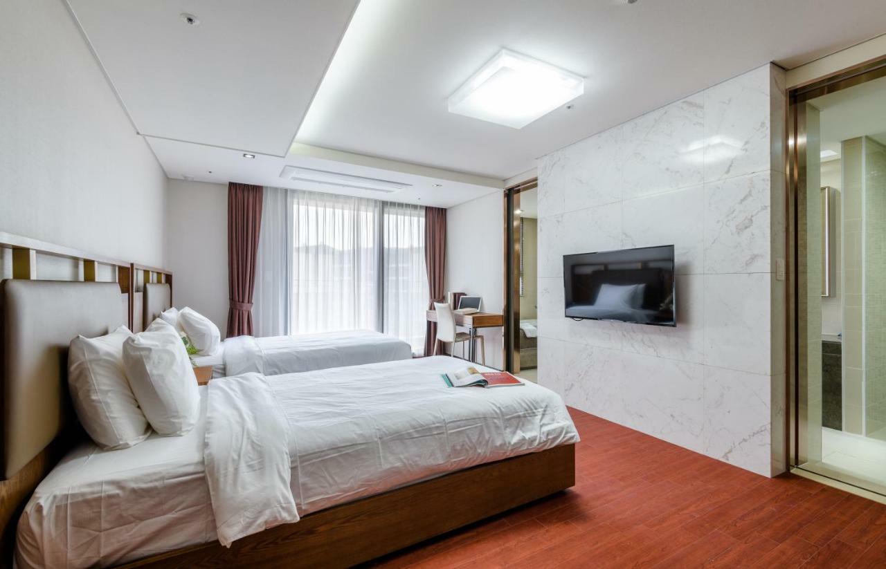Seaside Arden Hotel Seogwipo Exterior photo
