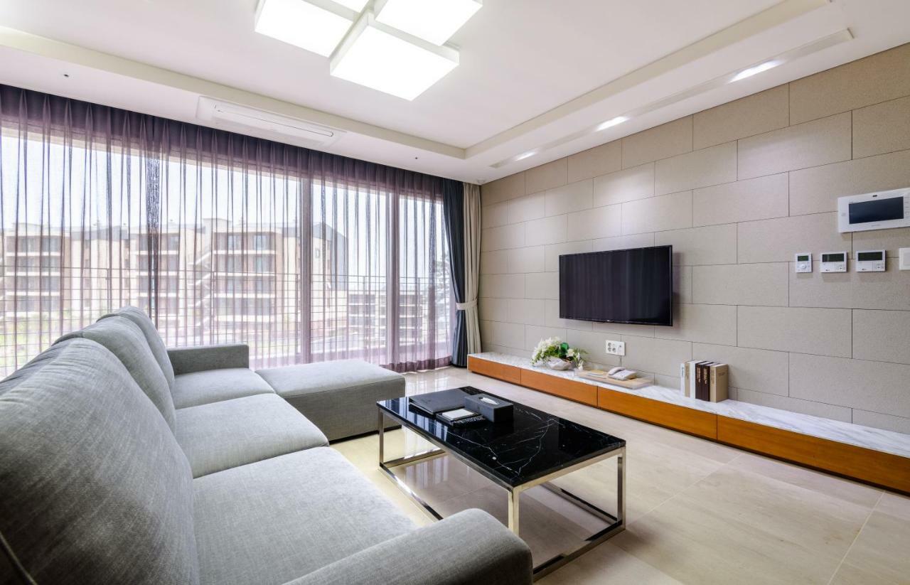 Seaside Arden Hotel Seogwipo Exterior photo