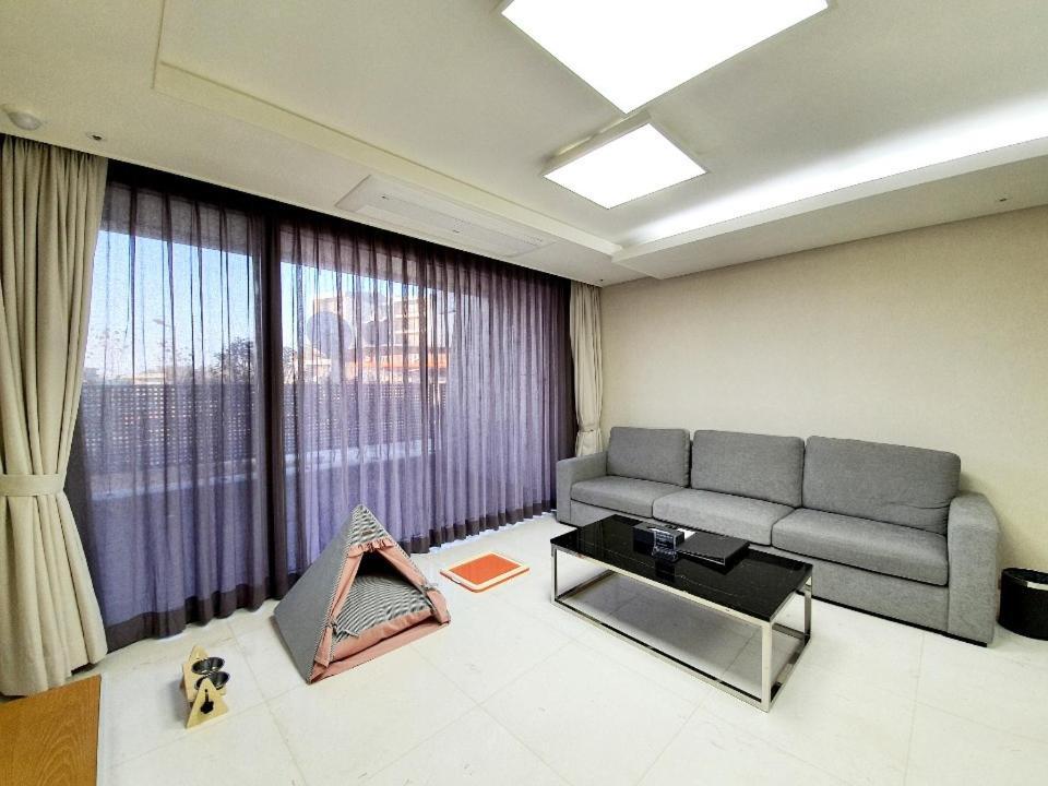 Seaside Arden Hotel Seogwipo Exterior photo
